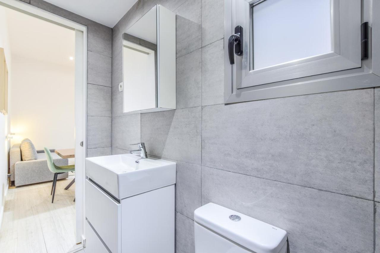 Amplio Apartamento En Malasana Para 6 Personas Apartamento Madri Exterior foto